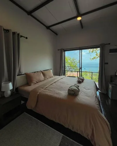 King Room with Sea View — Emerald Gulf Resort Koh Tao